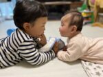 【生後０か月～２歳】しぐさを読み取るのではなく、手で表す言葉がベビーサイン