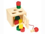 【生後8ケ月〜】　好奇心と自己肯定感を養います。「キーボックス」。色、形、数も学べて、大好きな鍵遊びもできます！
